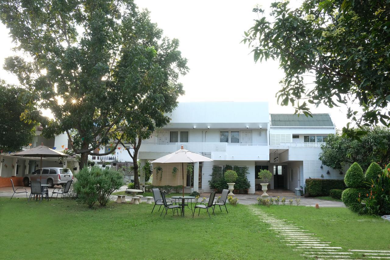 Udee Cozy Bed & Breakfast Chiang Mai Ngoại thất bức ảnh