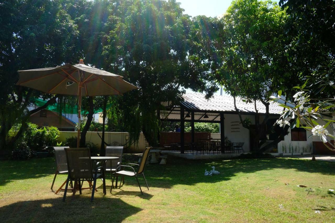 Udee Cozy Bed & Breakfast Chiang Mai Ngoại thất bức ảnh